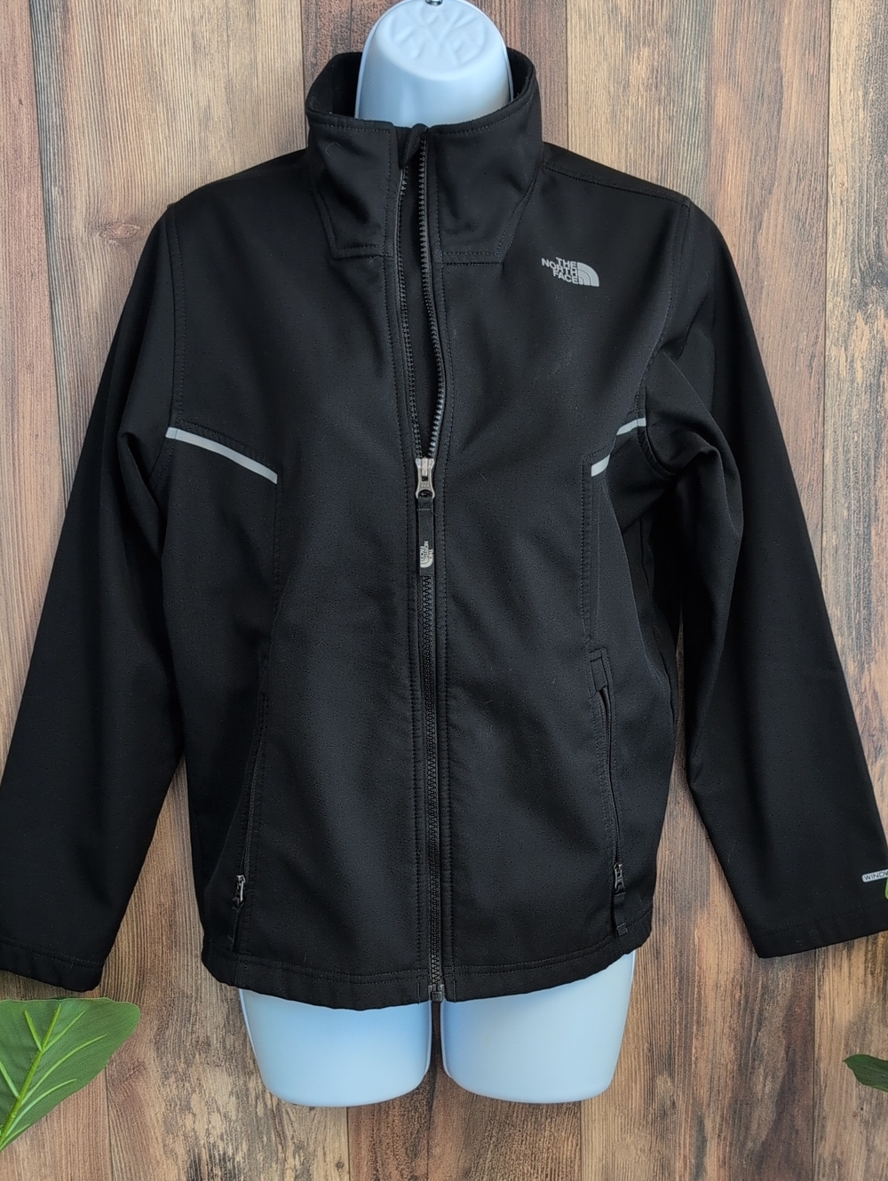 The North Face Apex Bionic Wind/Water Resistant Jacket L           642A
